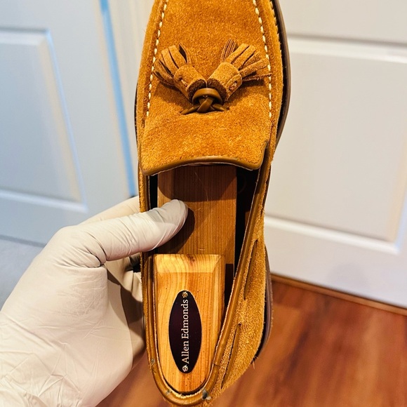 Sperry Brown Suede Loafers with Tassel Accents - Picture 8 of 16
